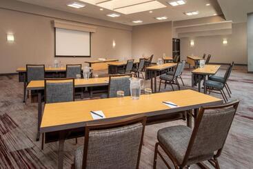 هتل Courtyard By Marriott Dulles Airport Herndon/reston