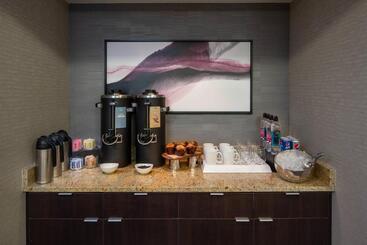 هتل Courtyard By Marriott Dulles Airport Herndon/reston
