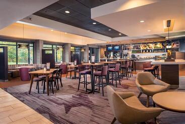 هتل Courtyard By Marriott Dulles Airport Herndon/reston