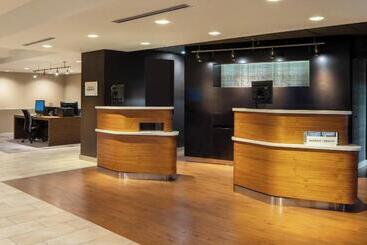 هتل Courtyard By Marriott Dulles Airport Herndon/reston