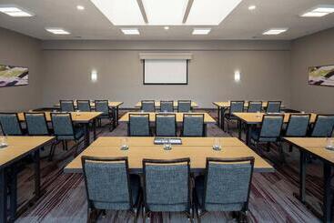 هتل Courtyard By Marriott Dulles Airport Herndon/reston