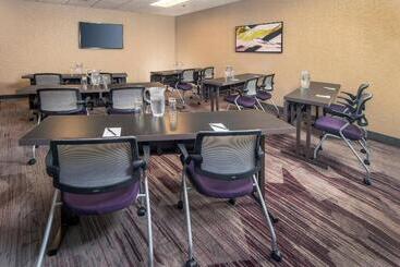 هتل Courtyard By Marriott Dulles Airport Herndon/reston