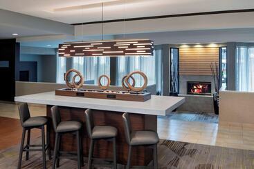 هتل Courtyard By Marriott Tarrytown Westchester County