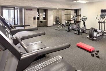 هتل Courtyard Greenville Haywood Mall