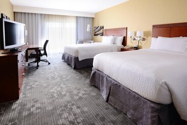 هتل Courtyard By Marriott Oklahoma City Airport