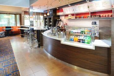 ホテル Courtyard By Marriott San Antonio Airport