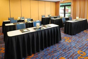 ホテル Courtyard By Marriott San Antonio Airport