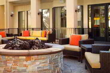 هتل Courtyard By Marriott San Francisco Airport