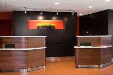 هتل Courtyard By Marriott San Francisco Airport