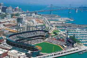 هتل Courtyard By Marriott San Francisco Airport
