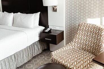 هتل Crowne Plaza Chicago Sw   Burr Ridge, An Ihg