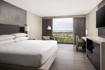 هتل Dallas Addison Marriott Quorum By The Galleria