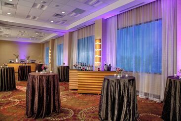 هتل Dallas Addison Marriott Quorum By The Galleria
