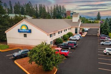 هتل Days Inn By Wyndham Coeur D'alene