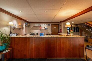هتل Days Inn By Wyndham Coeur D'alene