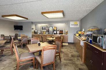 هتل Days Inn By Wyndham Coeur D'alene