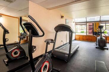 هتل Days Inn By Wyndham Coeur D'alene