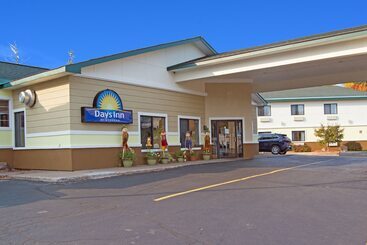 هتل Days Inn By Wyndham Marquette
