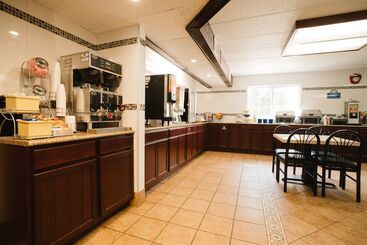 هتل Days Inn By Wyndham Minot