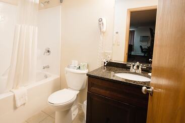 هتل Days Inn By Wyndham Minot