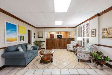 هتل Days Inn By Wyndham Natchez