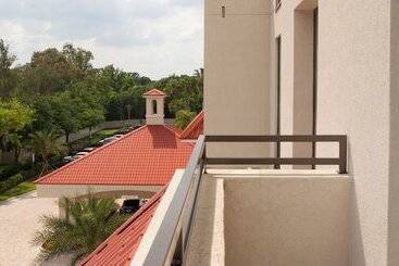 Delta Hotels By Marriott Orlando Lake Buena Vista