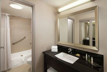 Doubletree By Hilton San Diego   Hotel Circle