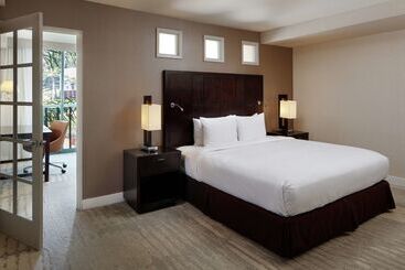 Doubletree By Hilton San Diego   Hotel Circle