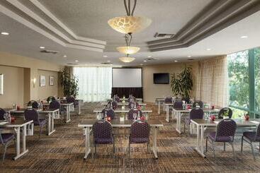 Doubletree By Hilton San Diego   Hotel Circle