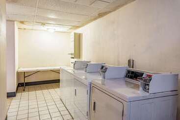 هتل Americas Best Value Inn Fredonia Ny