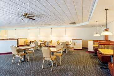 هتل Americas Best Value Inn Fredonia Ny