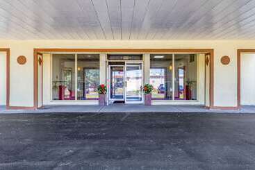 هتل Americas Best Value Inn Fredonia Ny