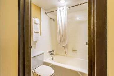 هتل Americas Best Value Inn Fredonia Ny