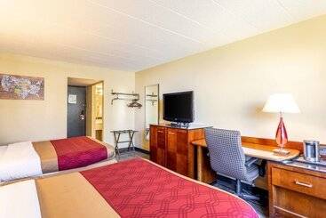 هتل Americas Best Value Inn Fredonia Ny