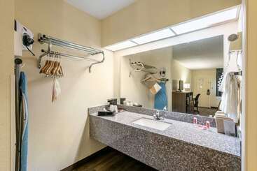 هتل Econo Lodge Vicksburg