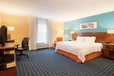 هتل Fairfield Inn By Marriott Laurel