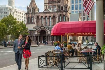 هتل Fairmont Copley Plaza