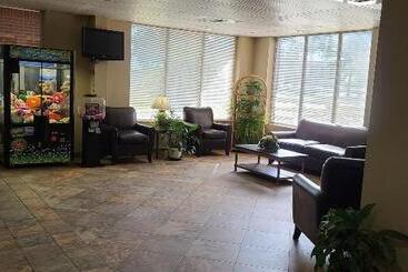 هتل Fairview Inn & Suite