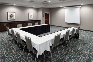 هتل Hampton Inn St. Louisdowntown