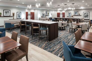 هتل Hampton Inn St. Louisdowntown