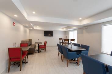 هتل Holiday Inn Express Keene, An Ihg
