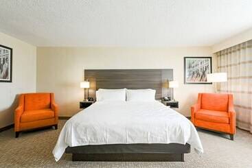 هتل Holiday Inn University Area Charlottesville, An Ihg