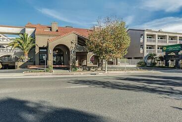 هتل La Quinta By Wyndham San Francisco Airport West