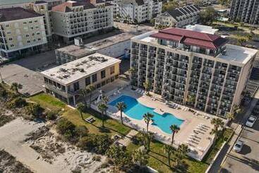 هتل Ocean Crest Inn And Suites