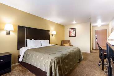 هتل Quality Inn Airport