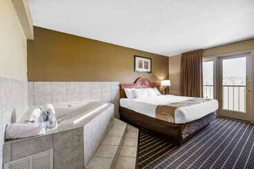 酒店 Quality Inn & Suites Sevierville  Pigeon Forge