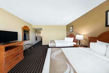 酒店 Quality Inn & Suites Sevierville  Pigeon Forge