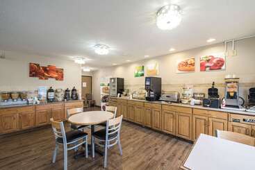 هتل Quality Inn & Suites South