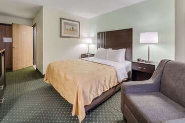هتل Quality Inn & Suites South