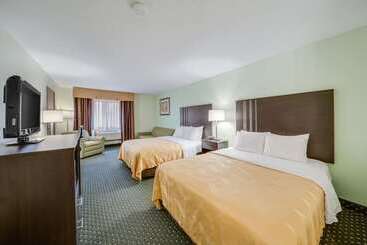 هتل Quality Inn & Suites South